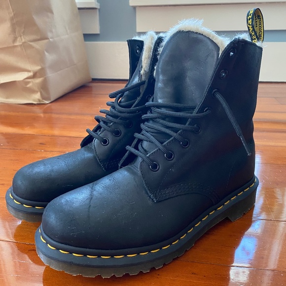Doc Martens Faux Fur Lined Serena Boot - Picture 1 of 7